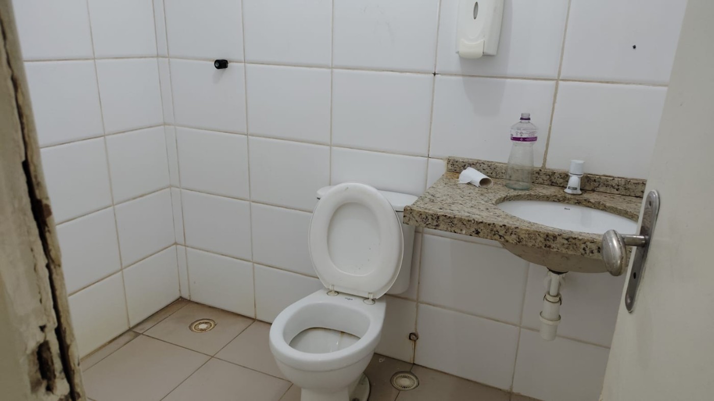 Depósito-Galpão, 650 m² - Foto 2