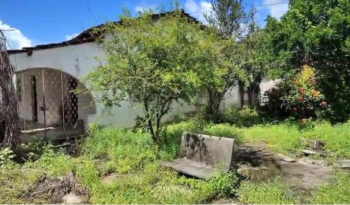 Casa, 4 quartos, 180 m² - Foto 1