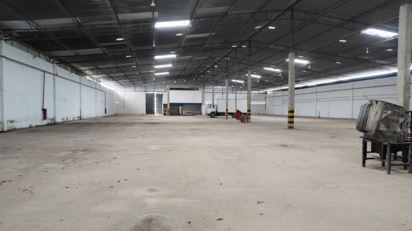 Depósito-Galpão, 6200 m² - Foto 1