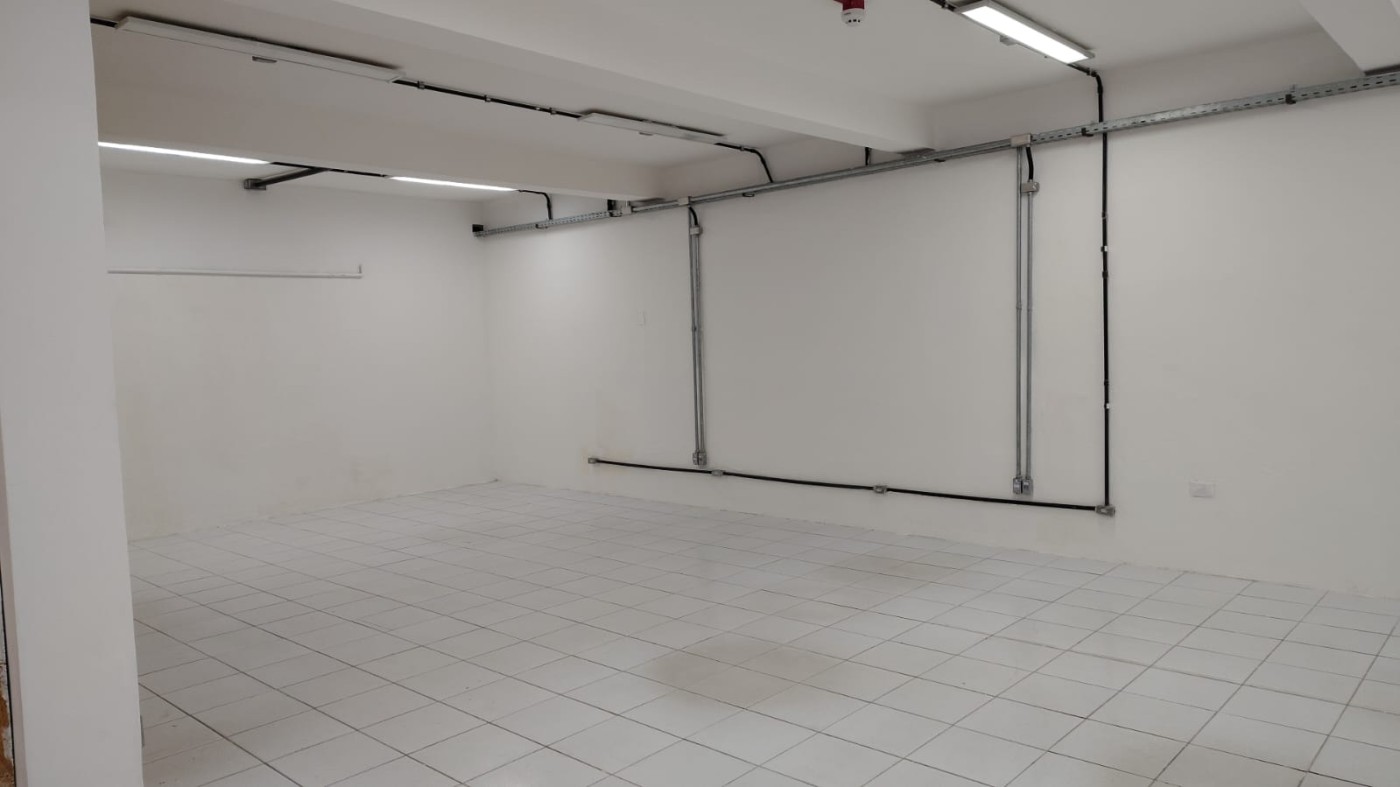 Depósito-Galpão, 840 m² - Foto 16
