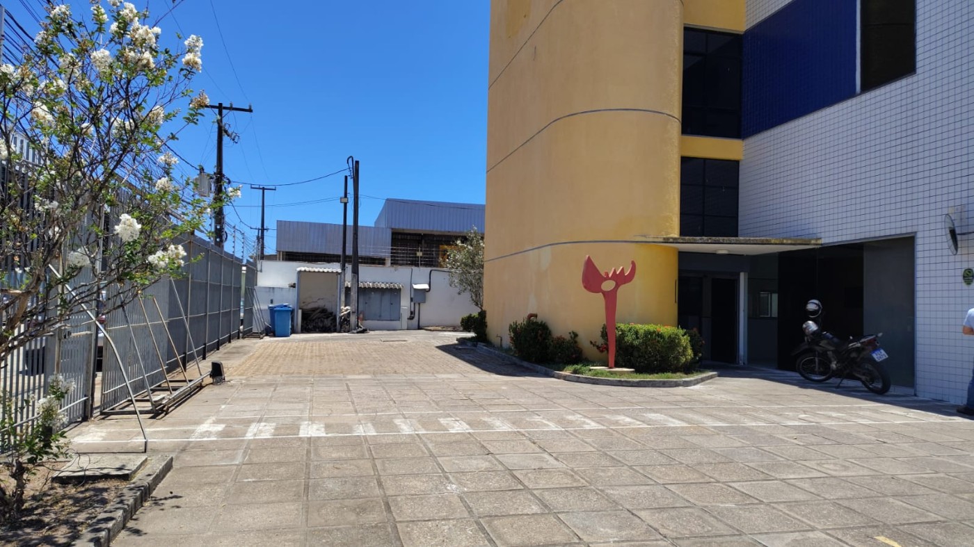 Prédio Inteiro, 800 m² - Foto 1