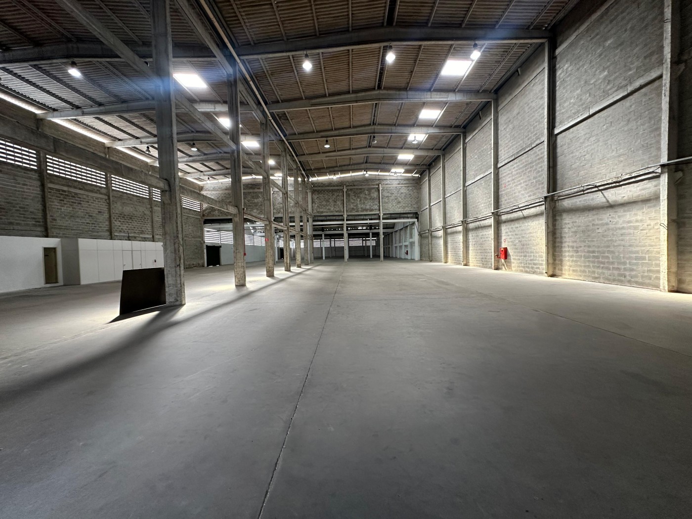 Depósito-Galpão, 2400 m² - Foto 4