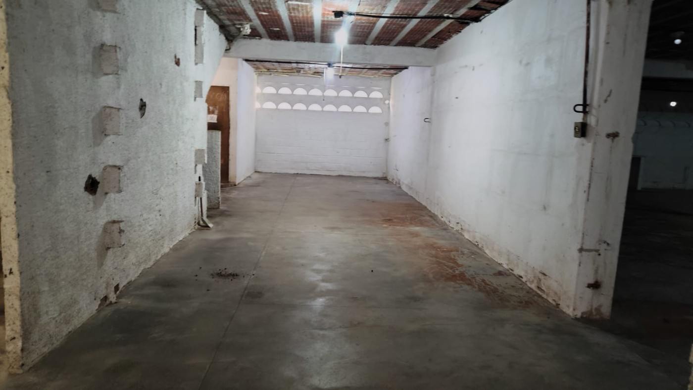 Depósito-Galpão, 1300 m² - Foto 9